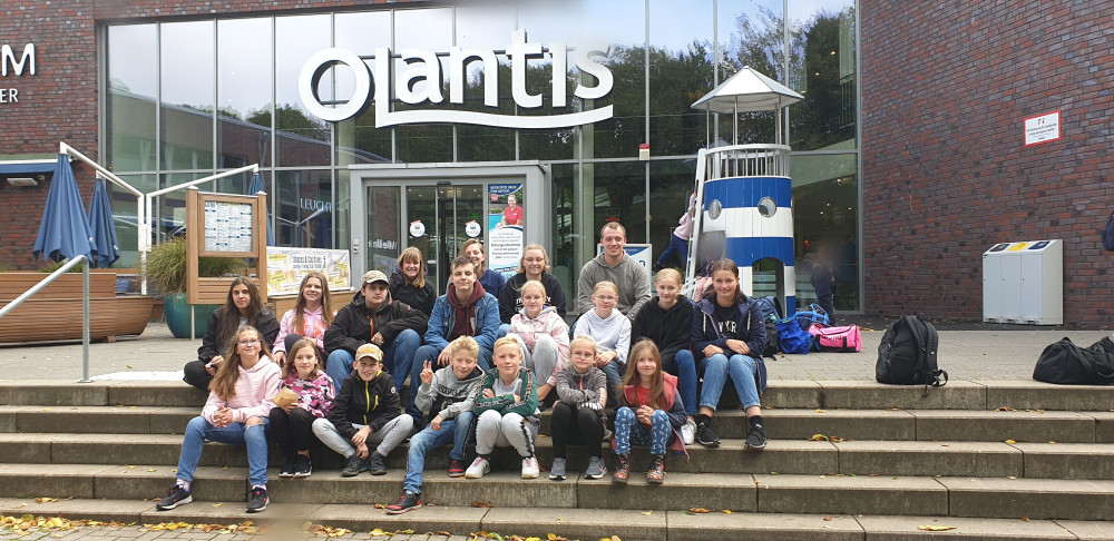 Besuch im Olantis Huntebad Oldenburg DLRG Bezirk Bremerhaven e.V.